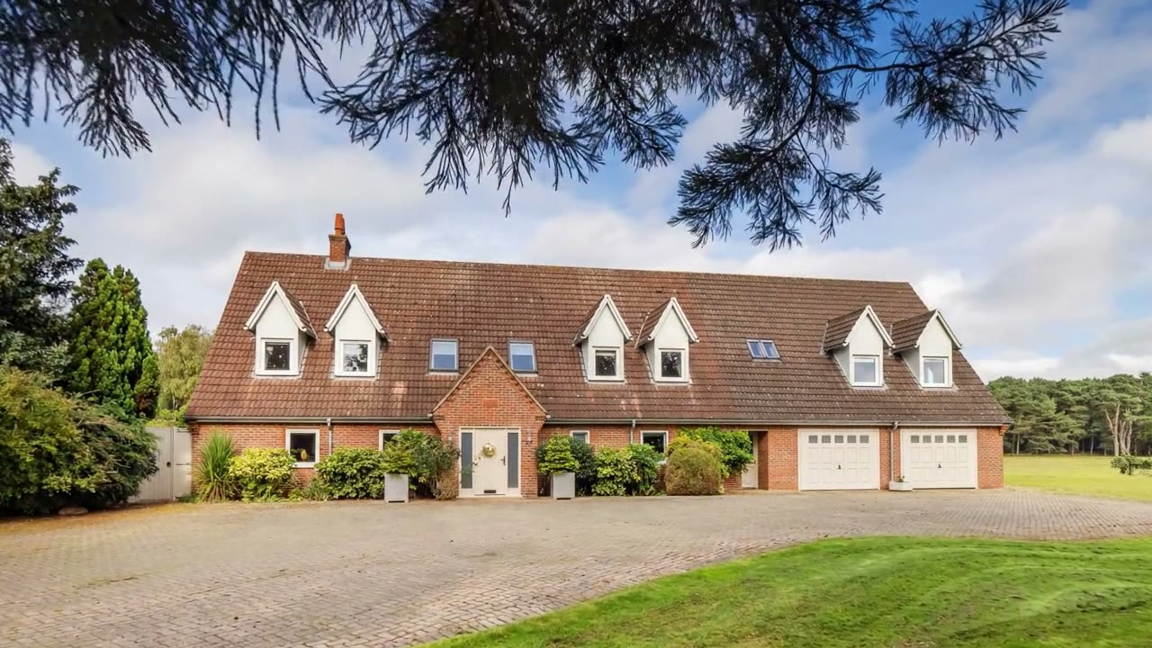 A still from the six bedroom country house walkthrough in Norfolk